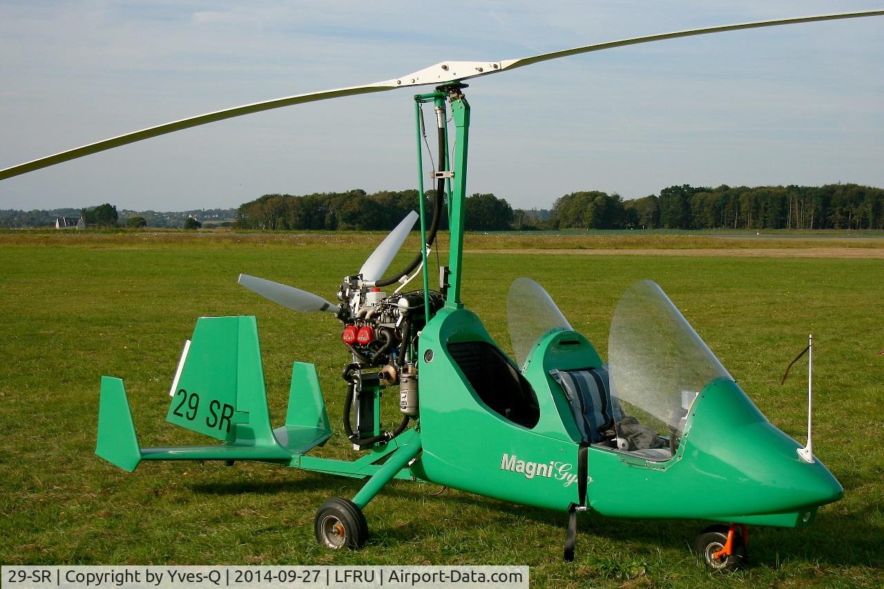 29-SR, Magni Gyro M-16 Tandem Trainer C/N Not found 29-SR, Magni Gyro M16 Tandem, Morlaix-Ploujean airport (LFRU-MXN) air show in september 2014