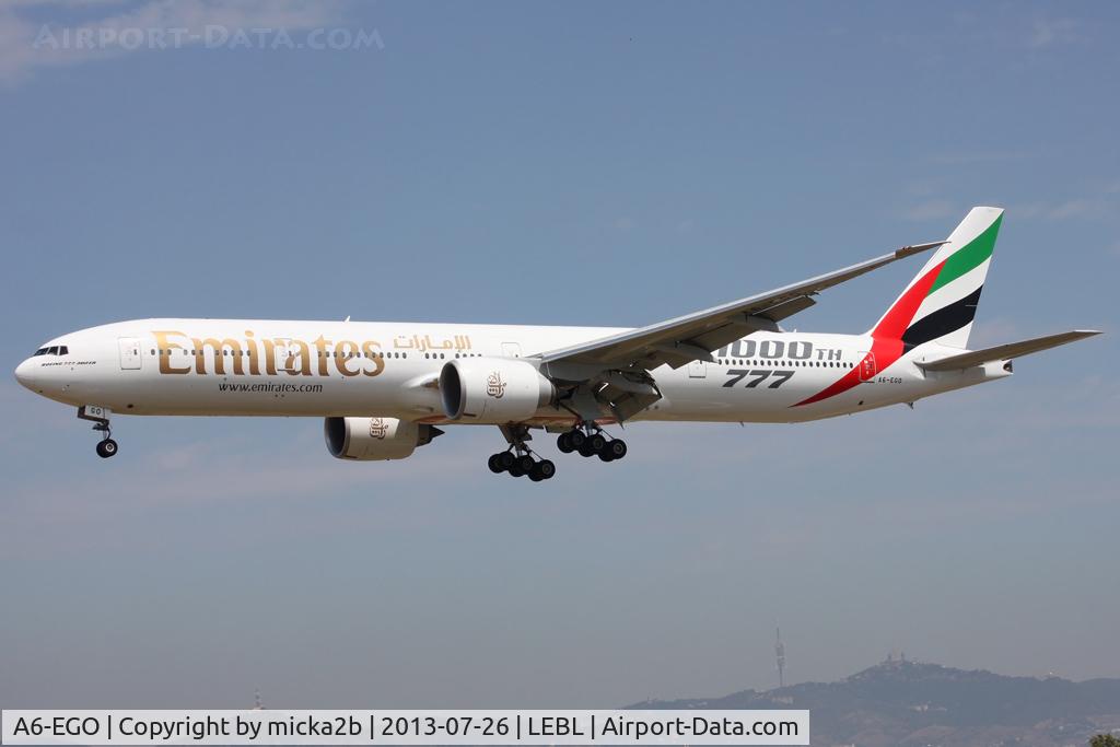 A6-EGO, 2012 Boeing 777-31H/ER C/N 35598, Landing