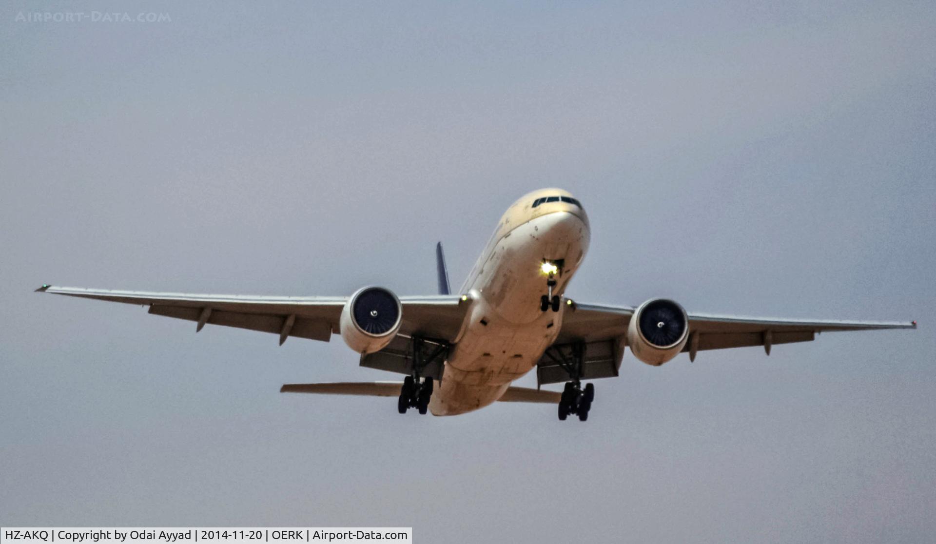 HZ-AKQ, Boeing 777-268/ER C/N 28360, Saudi Airlines B772 Landing  in Riyadh Runway 15L