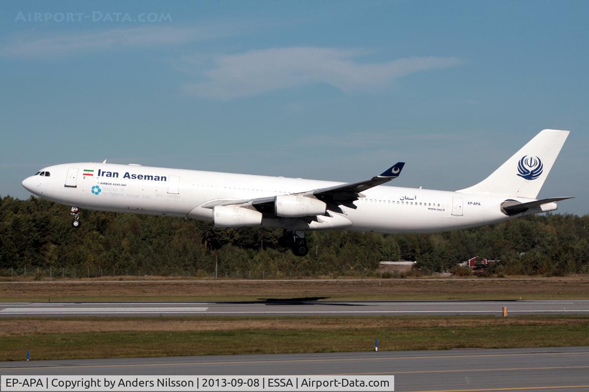 EP-APA, 1992 Airbus A340-311 C/N 002, Landing runway 26.