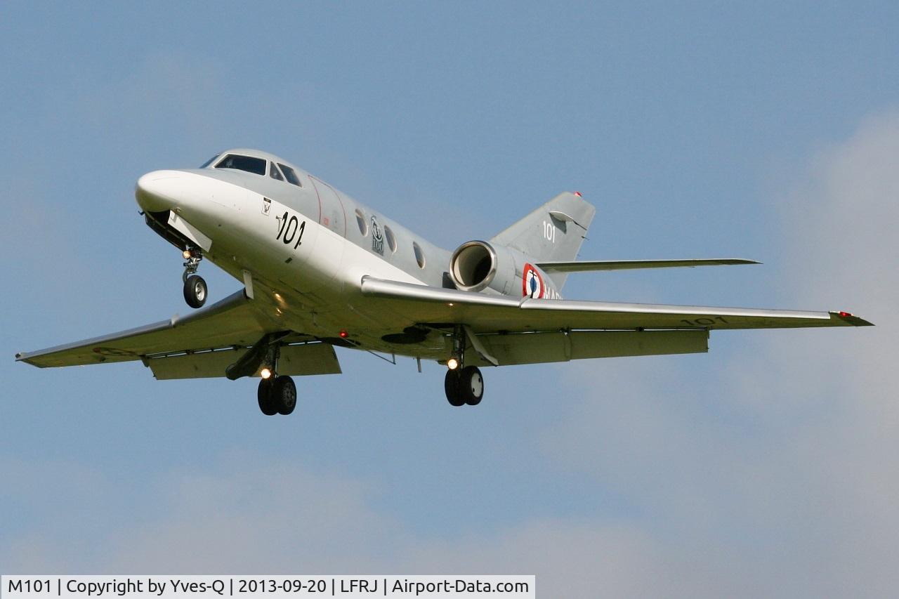 M101, 1977 Dassault Falcon 10MER C/N 101, French Naval Aviation Dassault Falcon 10MER, Short approach rwy 26, Landivisiau Naval Air Base (LFRJ)