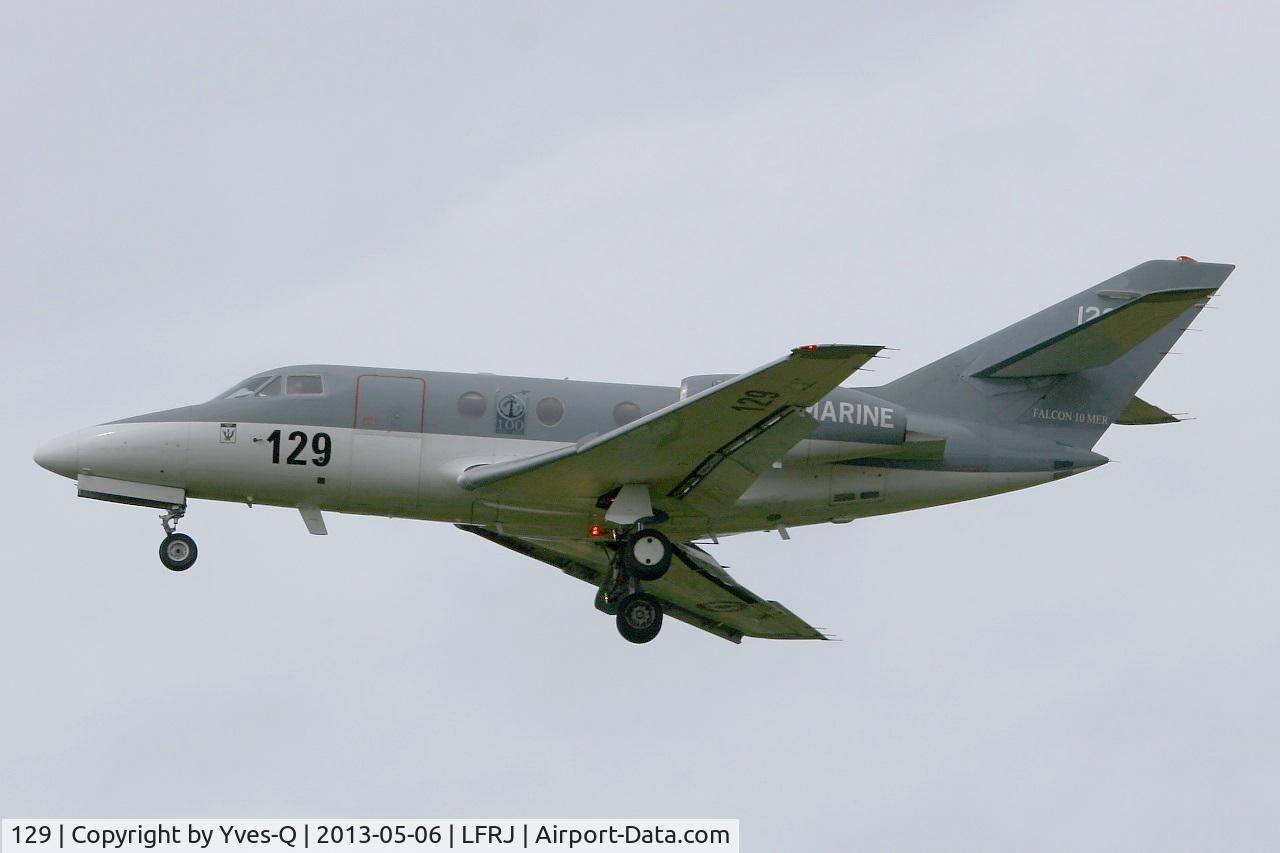 129, 1978 Dassault Falcon 10MER C/N 129, French Naval Aviation Dassault Falcon 10MER, Short approach rwy 26, Landivisiau Naval Air Base (LFRJ)