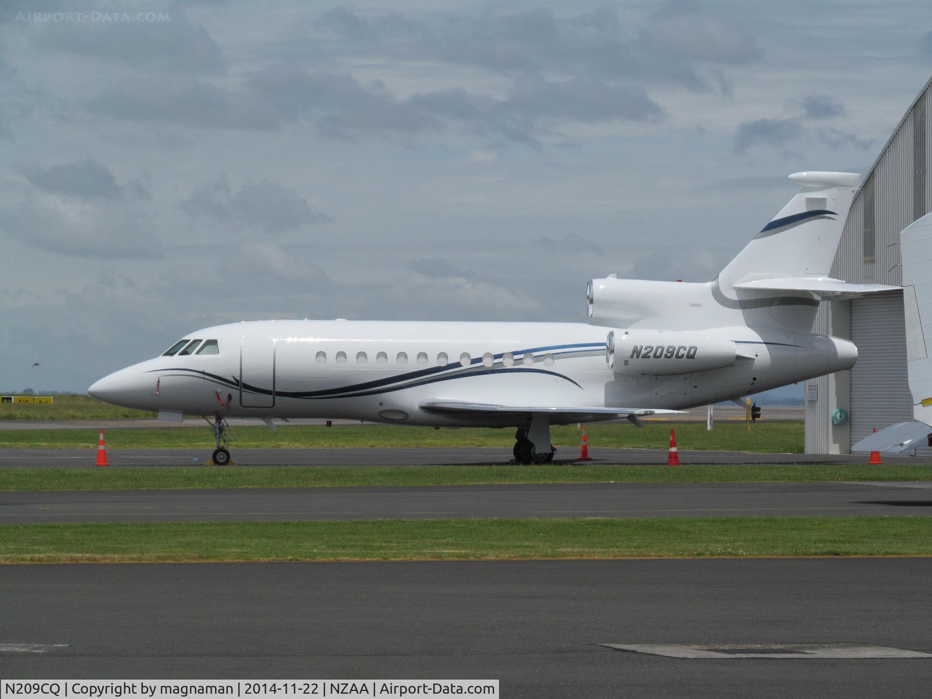 N209CQ, 2001 Dassault Falcon 900EX C/N 98, Touring NZ at moment