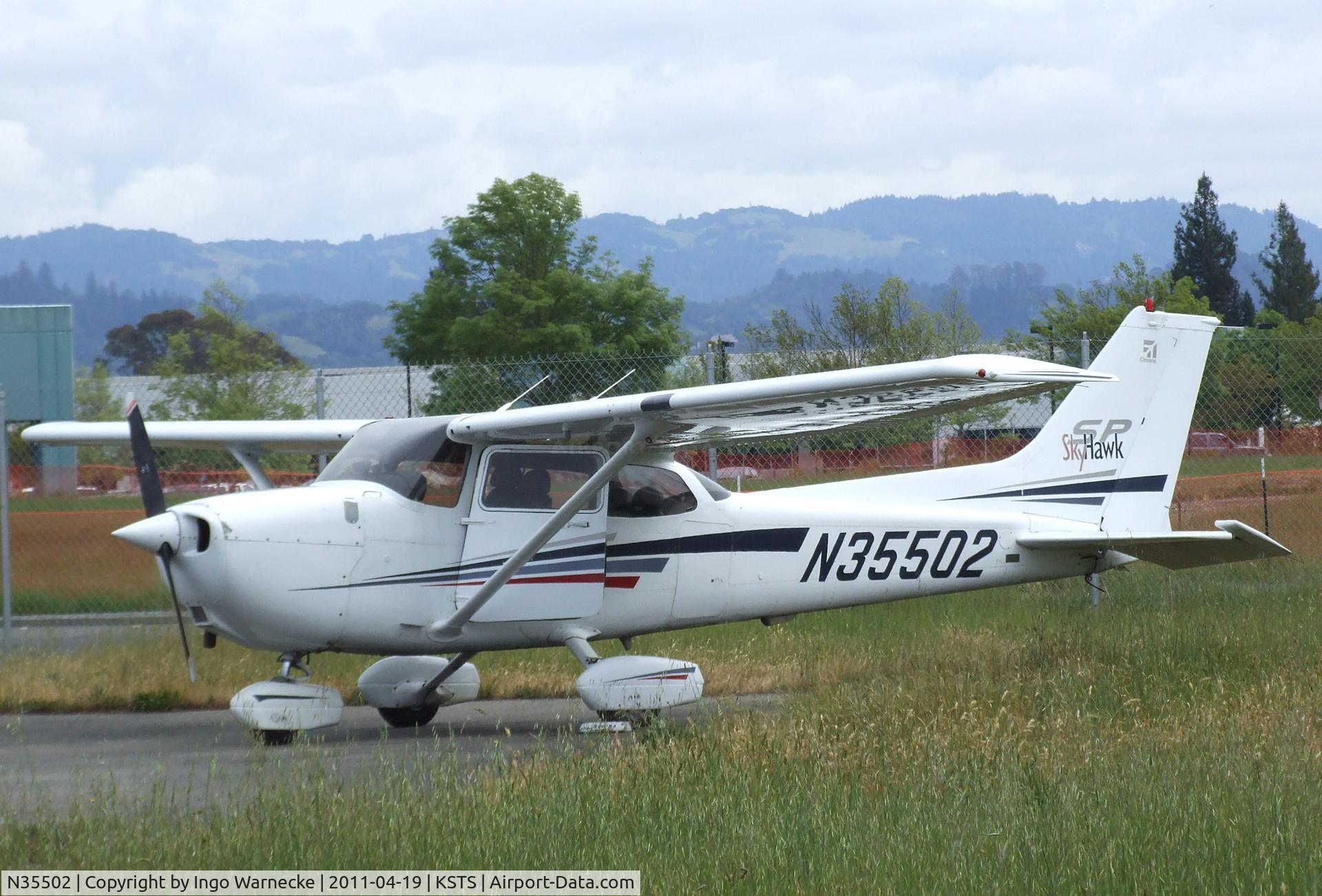 N35502, Cessna 172S C/N 172S8895, Cessna 172S Skyhawk at Charles M. Schulz Sonoma County Airport, Santa Rosa CA