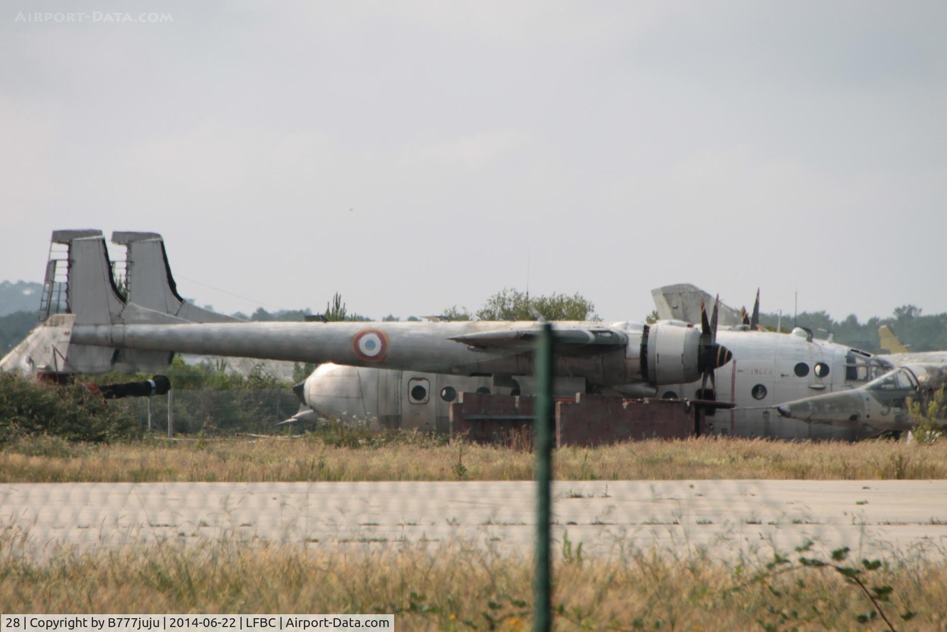 28, Nord N-2501F Noratlas C/N 28, instruction airframe