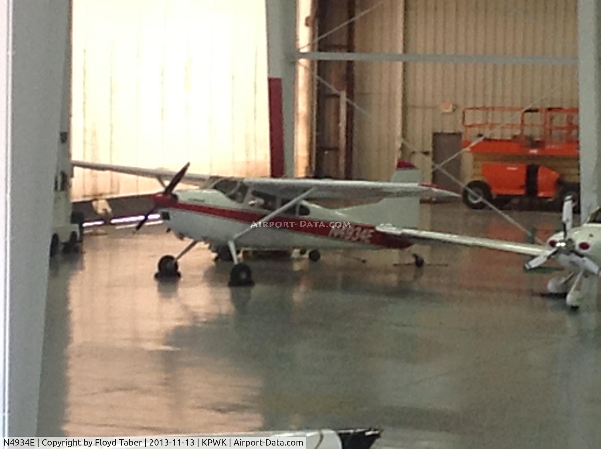 N4934E, 1979 Cessna A185F Skywagon 185 C/N 18503912, In the hangar