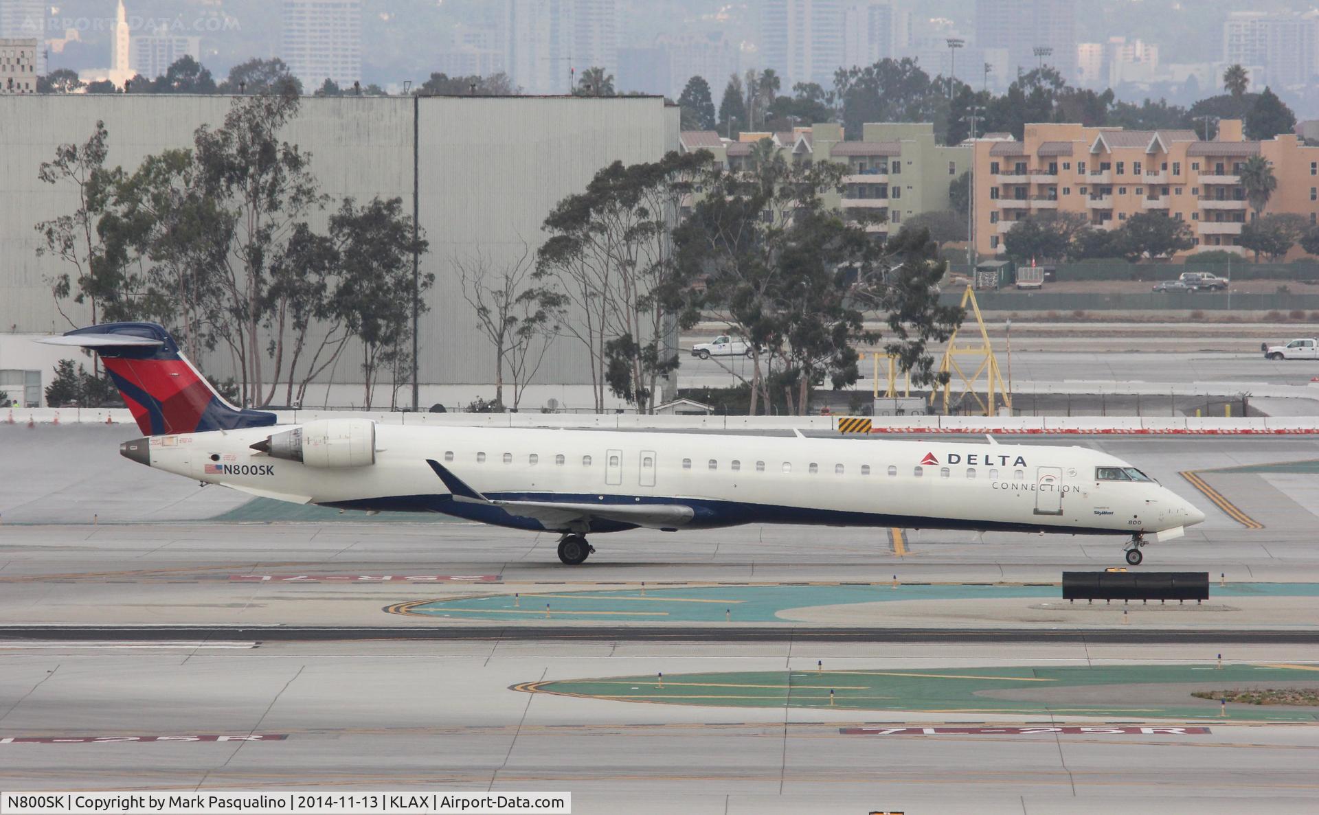 N800SK, 2006 Bombardier CRJ-900ER (CL-600-2D24) C/N 15060, CL600-2D24