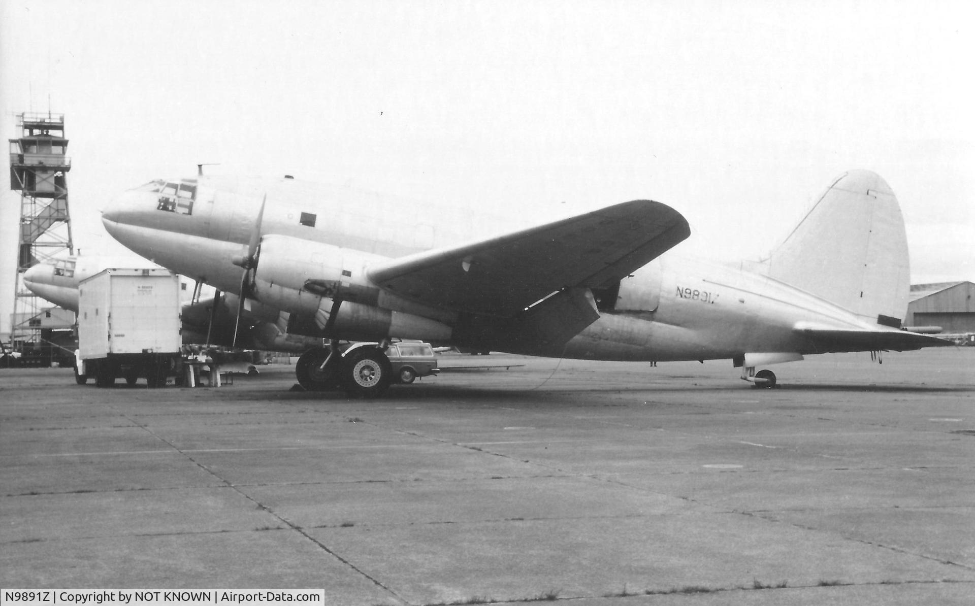 N9891Z, 1944 Curtiss C-46D Commando C/N 33242, NO AIRLINE MARKING