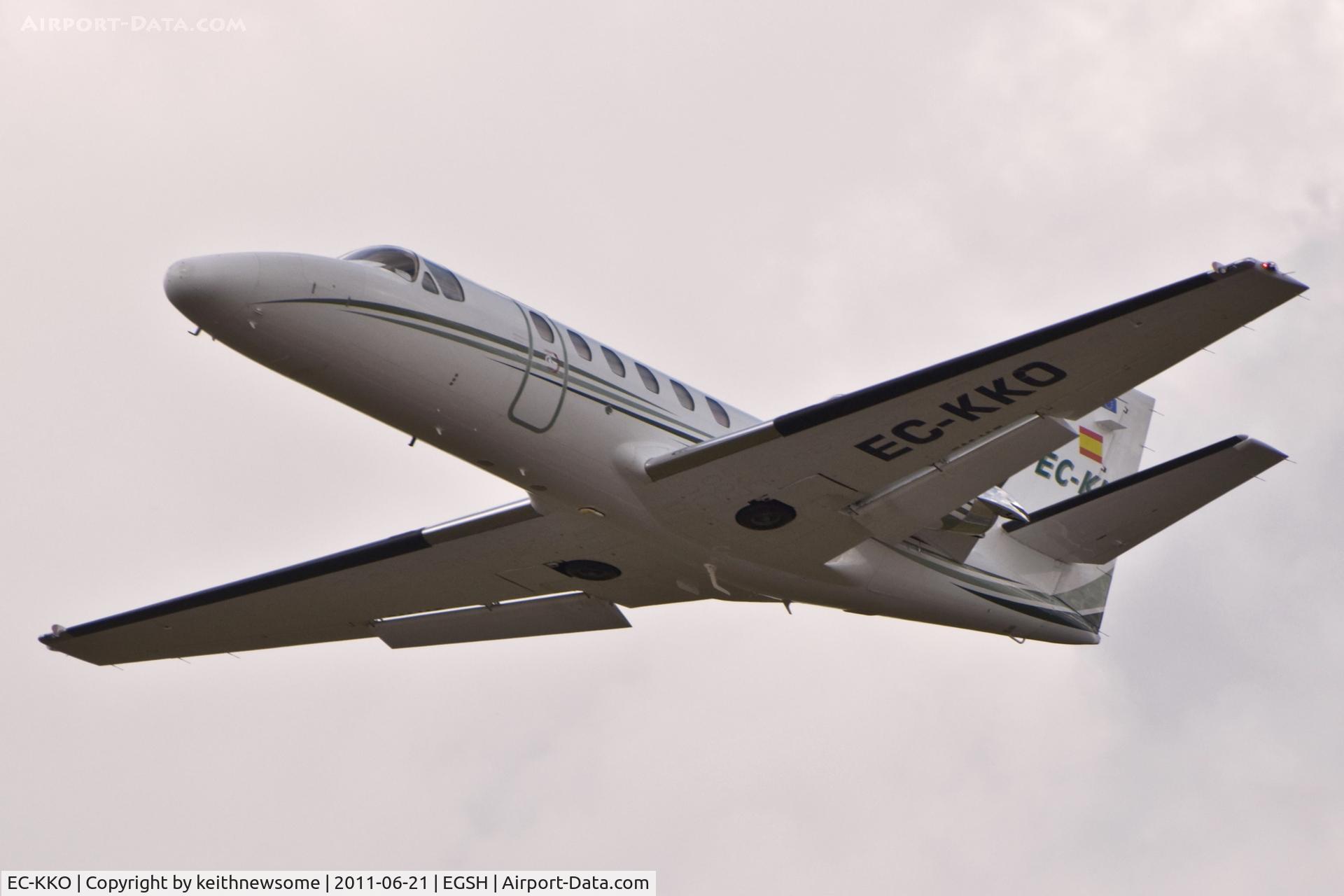 EC-KKO, 2001 Cessna 550 Citation Bravo C/N 550-0992, Leaving via runway 27.