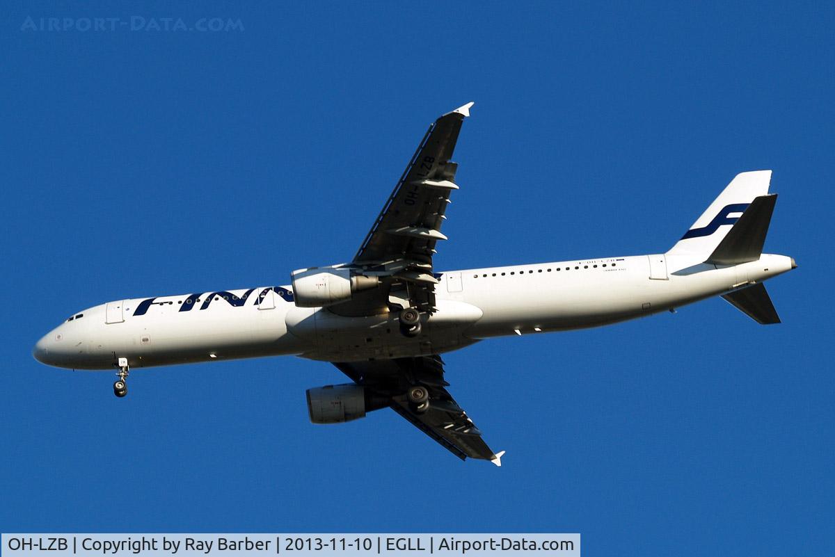 OH-LZB, 1999 Airbus A321-211 C/N 0961, OH-LZB   Airbus A321-211 [0961] (Finnair) Home~G 10/11/2013. On approach 27R.