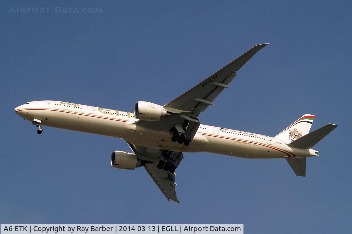 A6-ETK, 2012 Boeing 777-3FX/ER C/N 39686, Boeing 777-3FXER [39686] (Etihad Airways) Home~G 13/03/2014. On approach 27R.