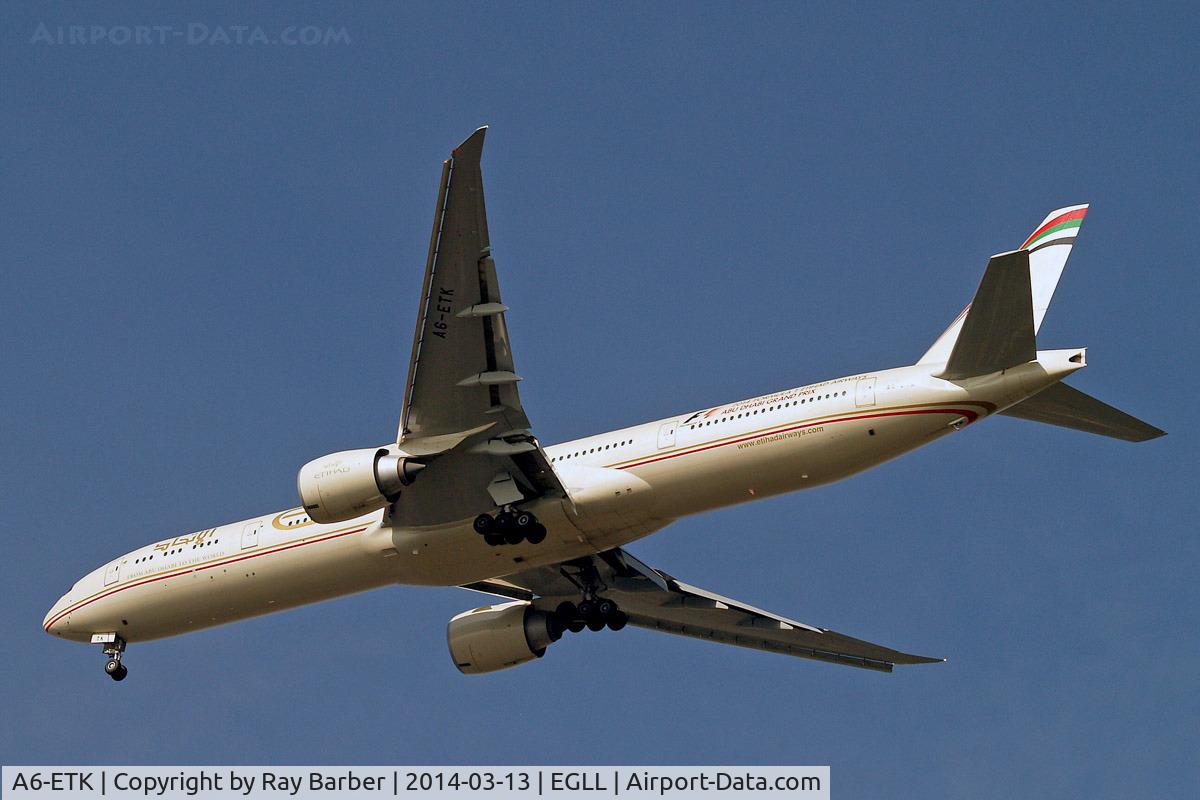 A6-ETK, 2012 Boeing 777-3FX/ER C/N 39686, Boeing 777-3FXER [39686] (Etihad Airways) Home~G 13/03/2014. On approach 27R.