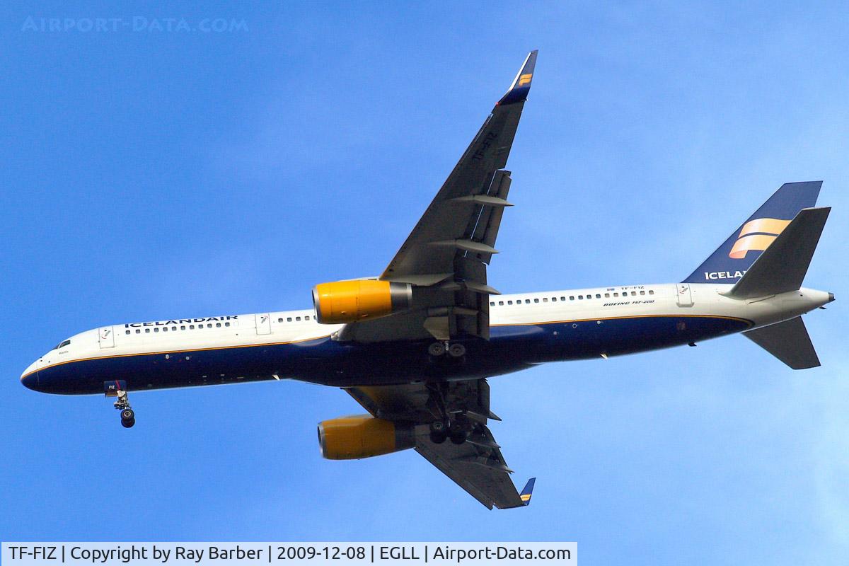 TF-FIZ, 2000 Boeing 757-256 C/N 30052, Boeing 757-256 [30052] (Icelandair) Home~G 08/12/2009. On approach 27R.