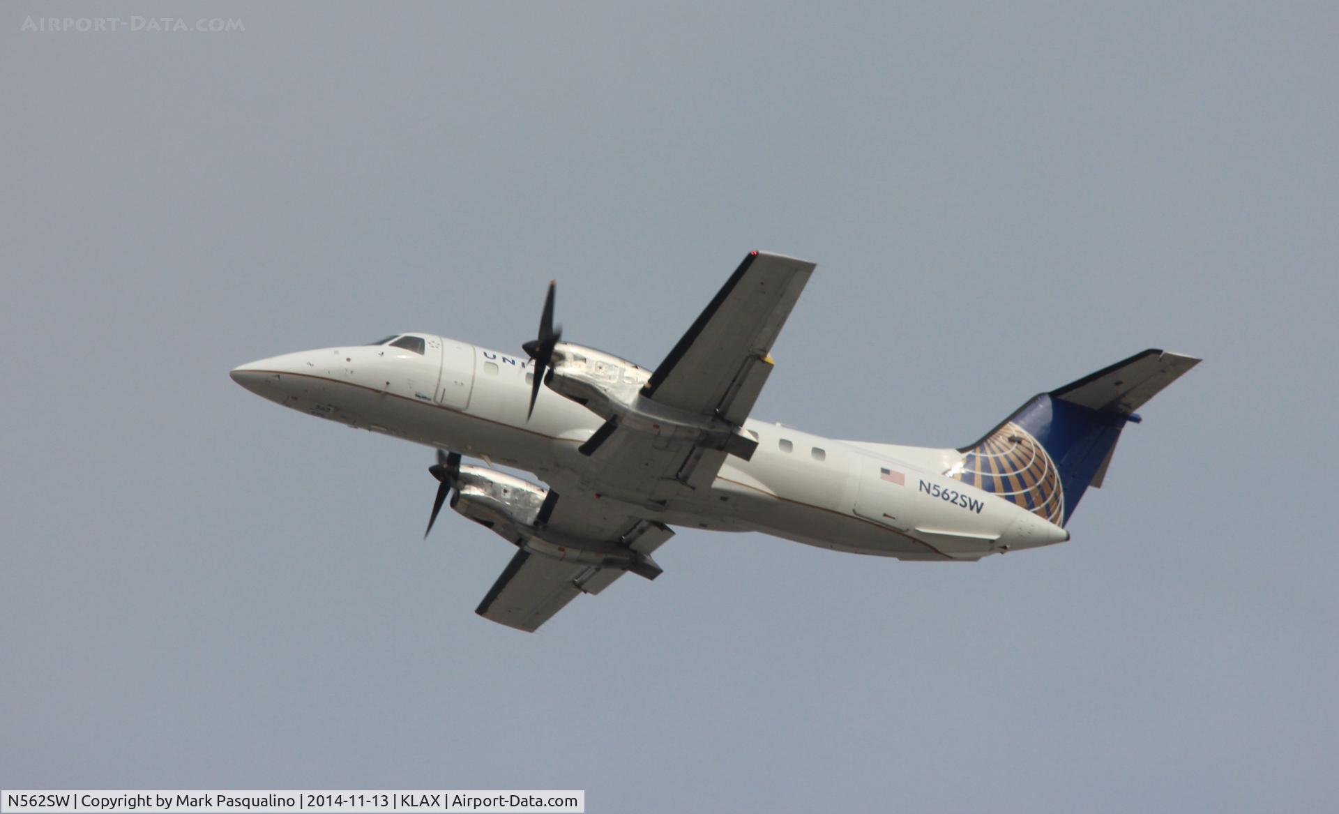 N562SW, 1998 Embraer EMB-120 Brasilia C/N 120336, EMB-120