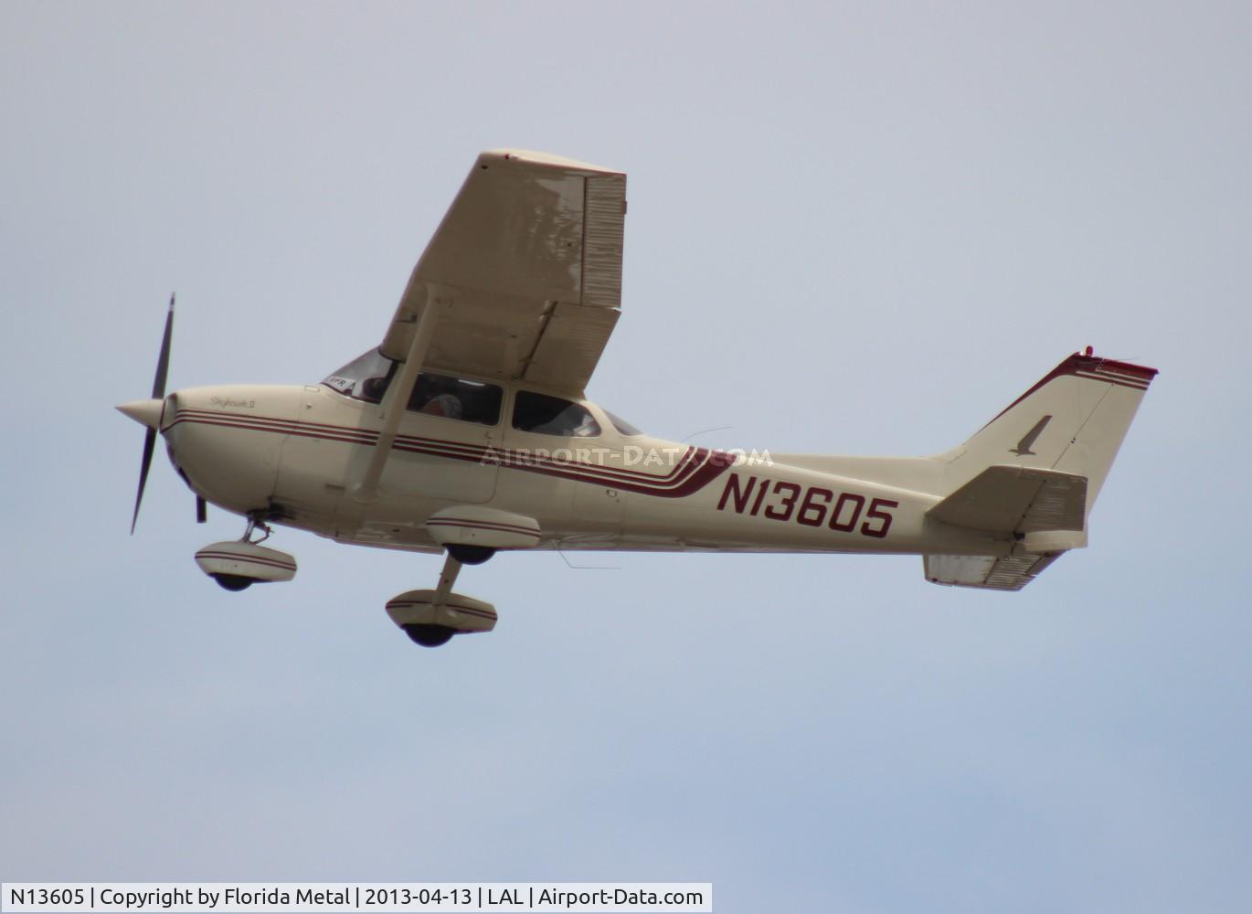 N13605, 1974 Cessna 172M C/N 17262877, Cessna 172M