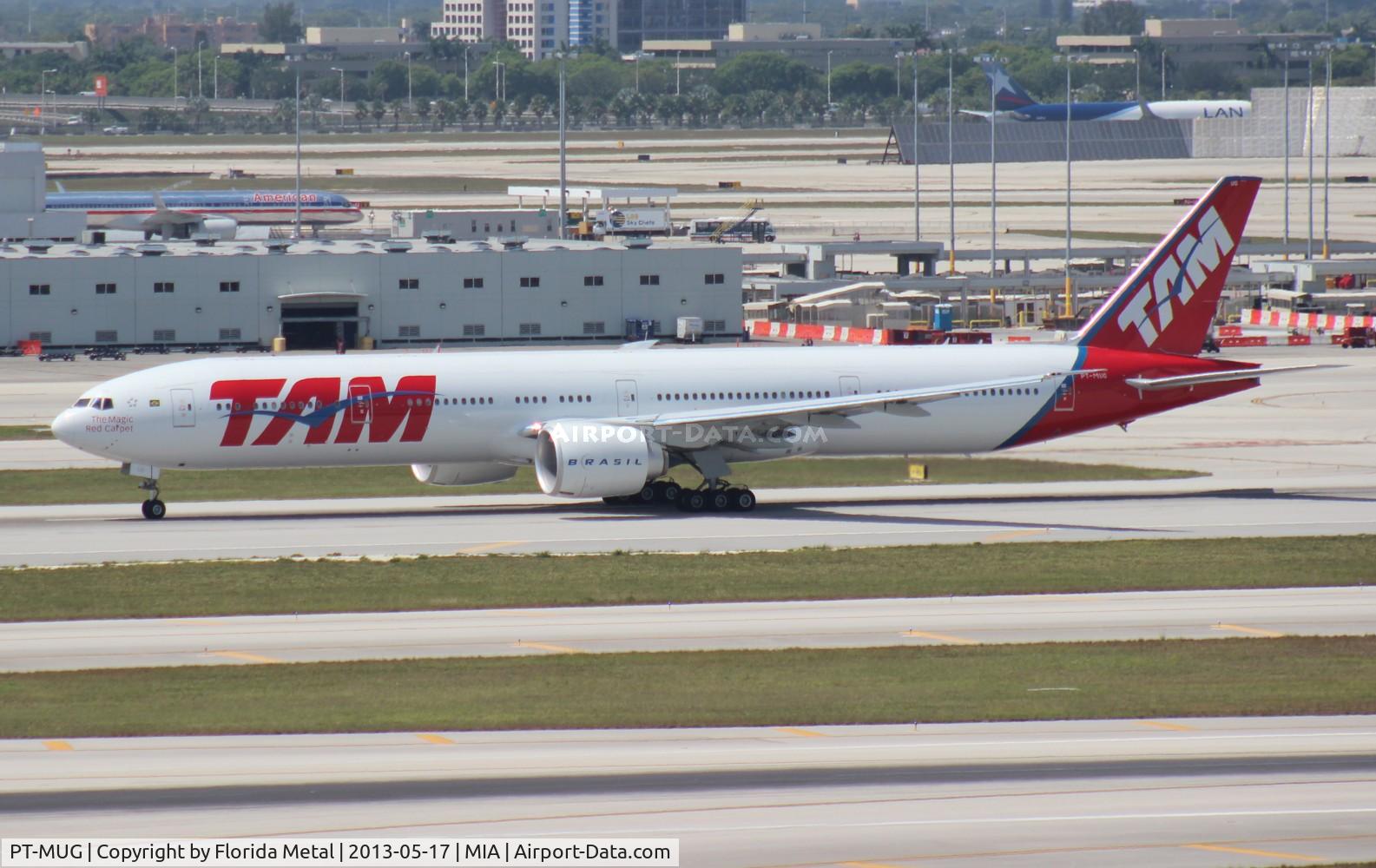 PT-MUG, 2012 Boeing 777-32W/ER C/N 38888, TAM 777-300
