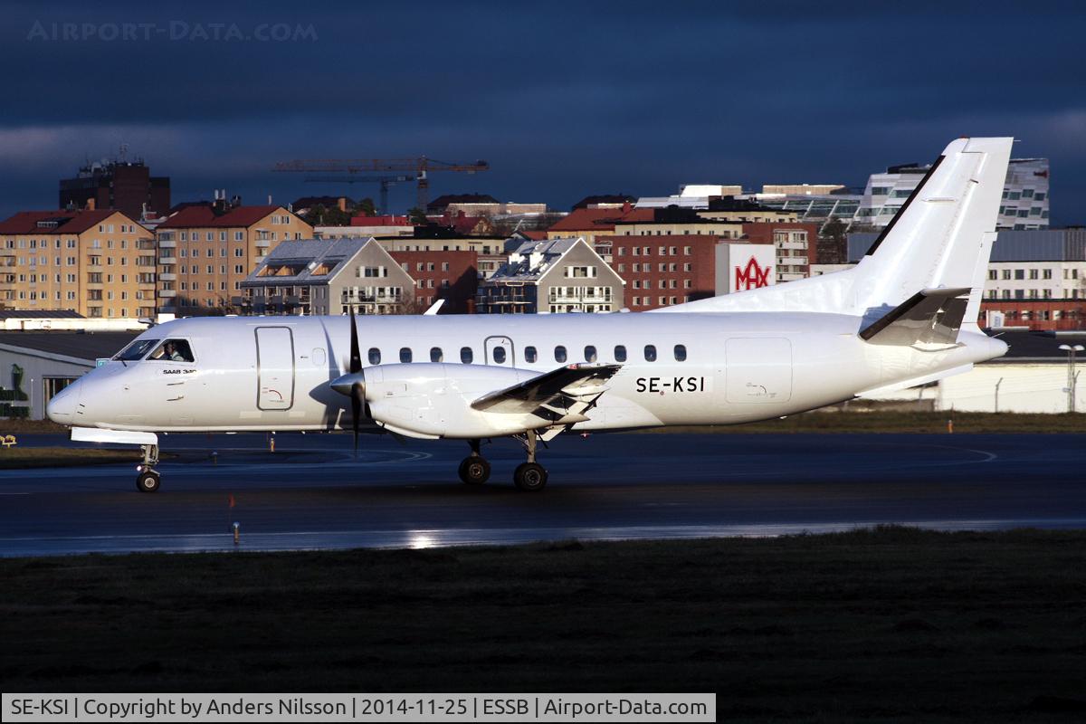 SE-KSI, 1991 Saab 340B C/N 340B-223, Lining up runway 30.