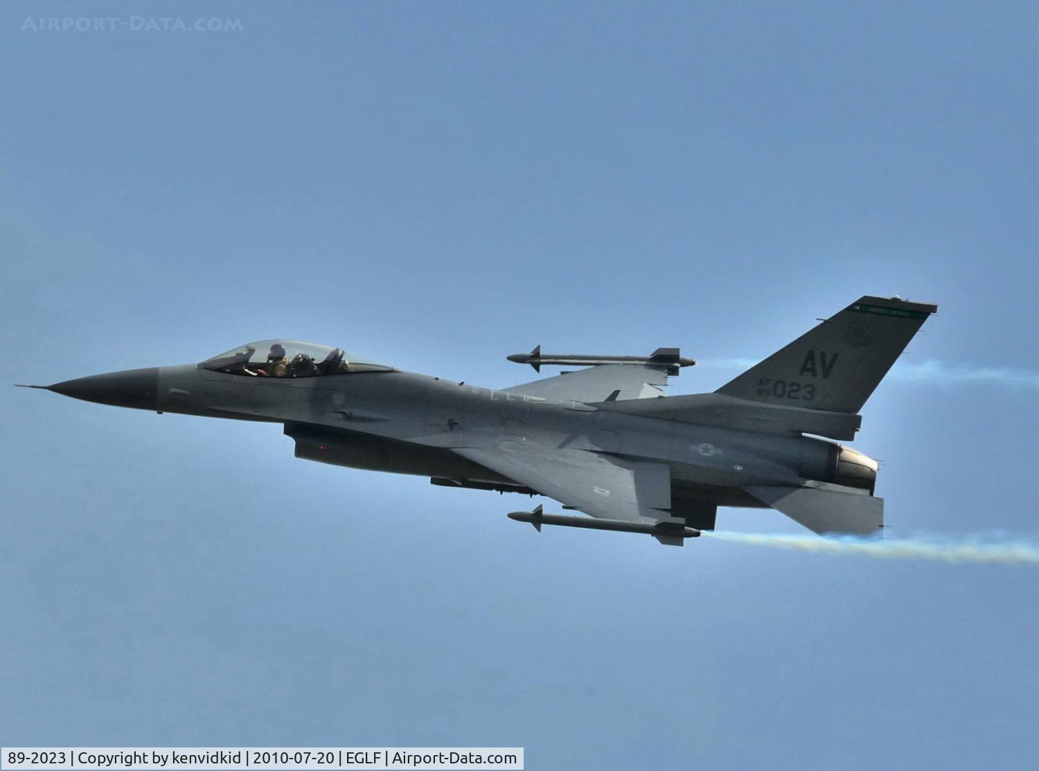 89-2023, 1989 General Dynamics F-16CG Night Falcon C/N 1C-176, Displaying at FIA 2010.