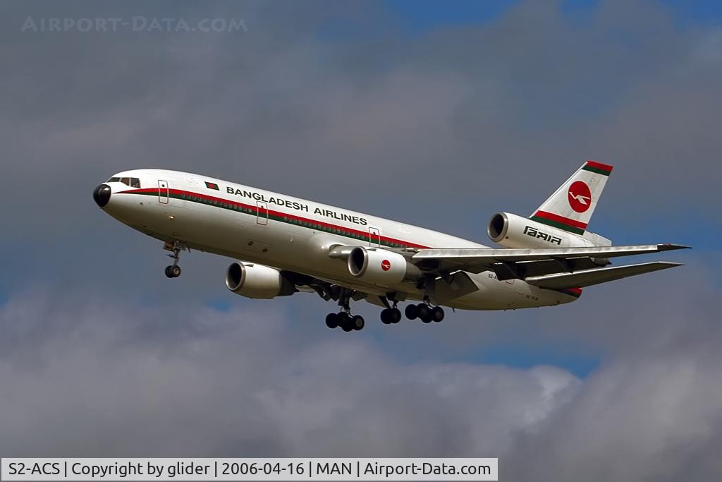 S2-ACS, 1980 McDonnell Douglas DC-10-30 C/N 46543, Rwy 24 approach