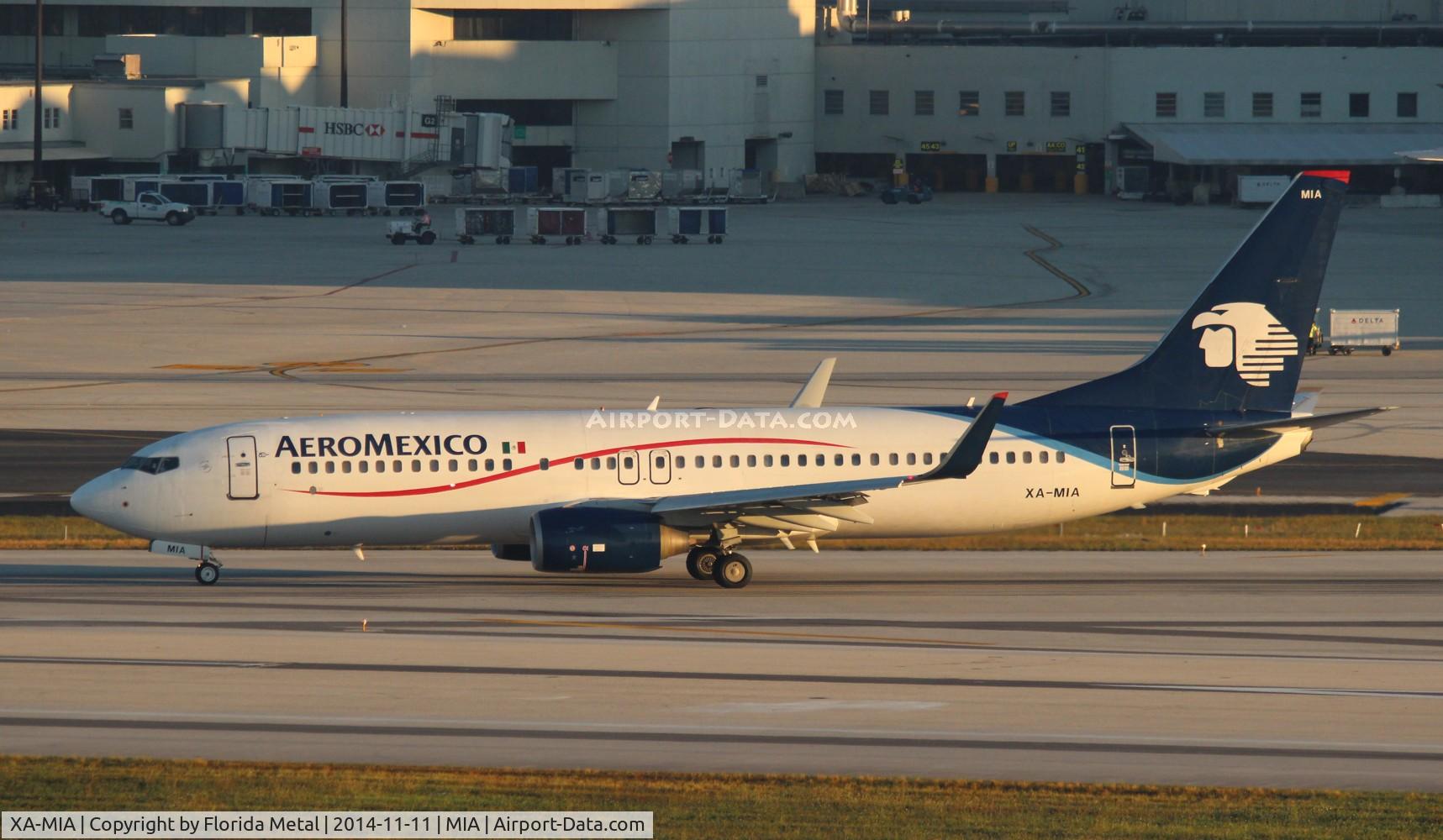XA-MIA, 2007 Boeing 737-852 C/N 35119, Aeromexico with the ideal registration for the location