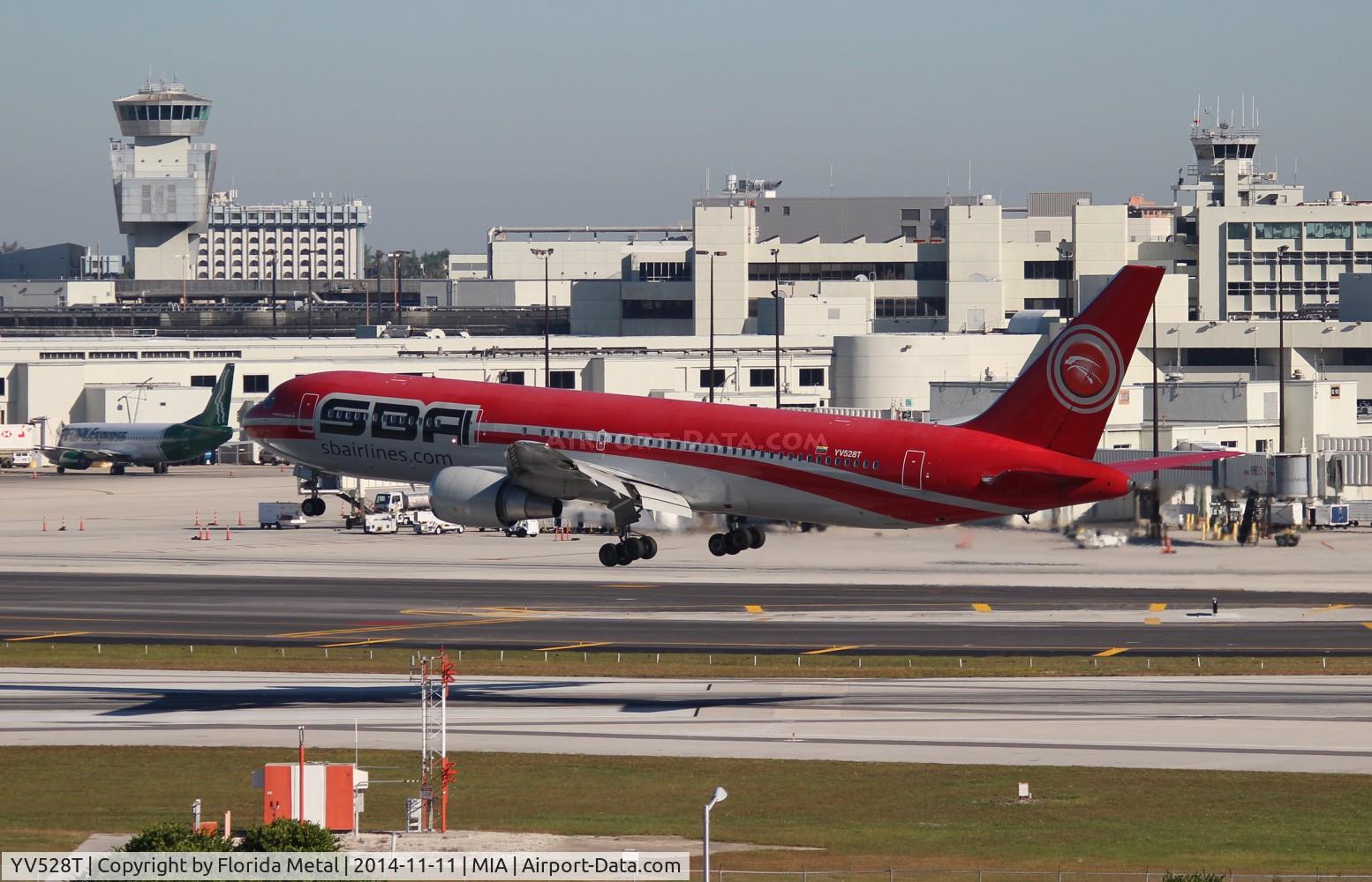 YV528T, Boeing 767-300/ER C/N 24349, Santa Barbara