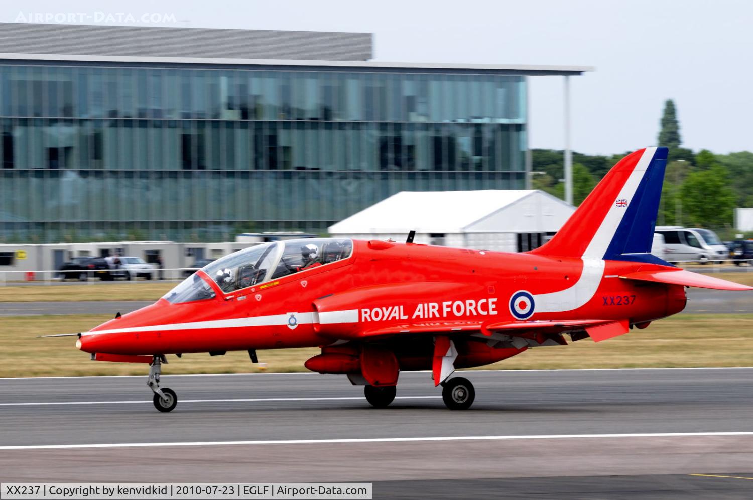 XX237, 1978 Hawker Siddeley Hawk T.1A C/N 073/312073, Arriving at FIA 2010.