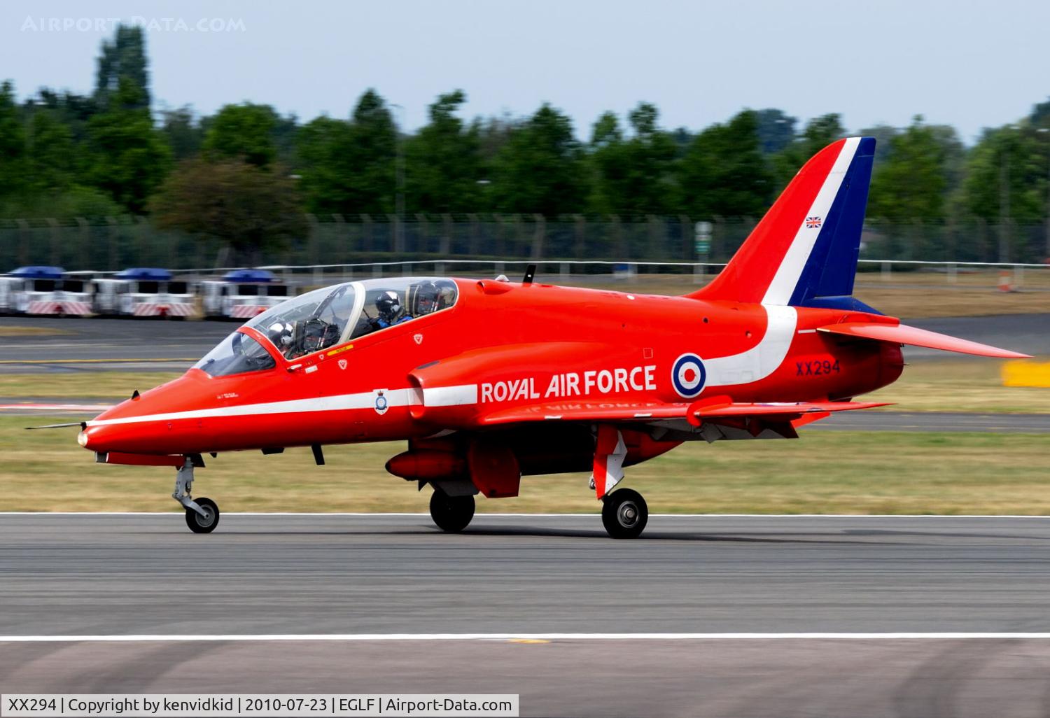 XX294, 1979 Hawker Siddeley Hawk T.1 C/N 122/312119, Arriving at FIA 2010.