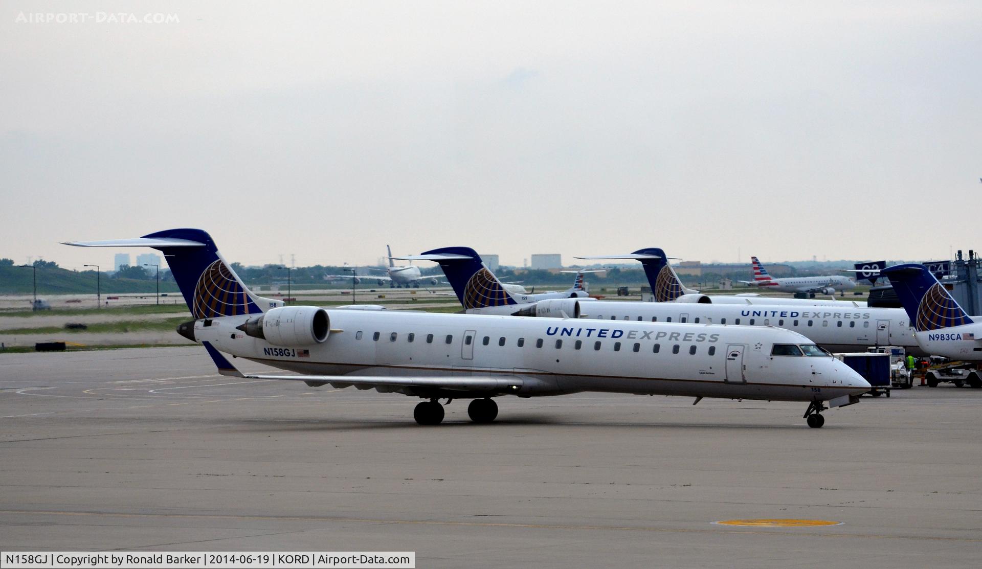 N158GJ, 2005 Bombardier CRJ-702 (CL-600-2C10) Regional Jet C/N 10237, Taxi O'Hare