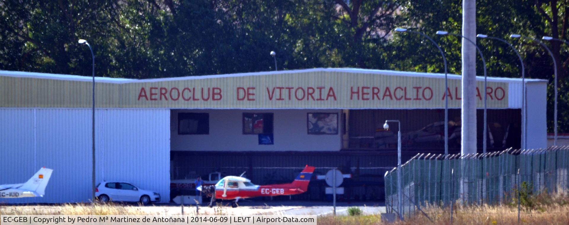 EC-GEB, Cessna 152 C/N 15283355, Foronda Vitoria-Gasteiz - España