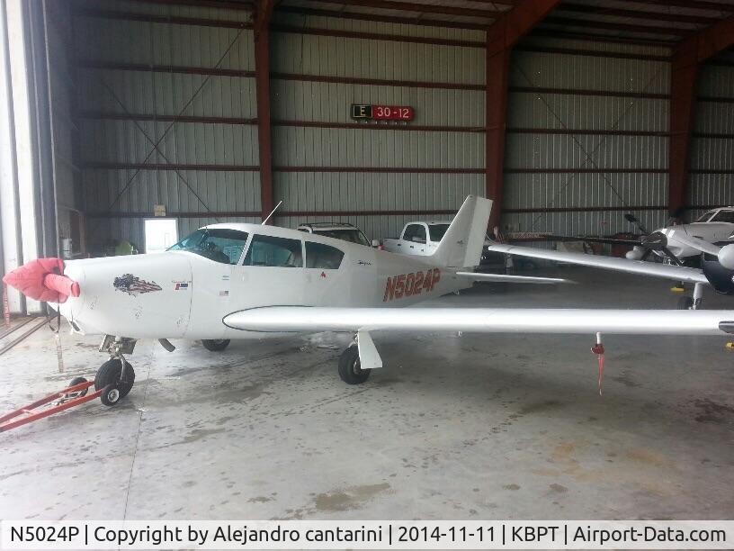 N5024P, 1958 Piper PA-24-180 Comanche C/N 24-27, With new paint