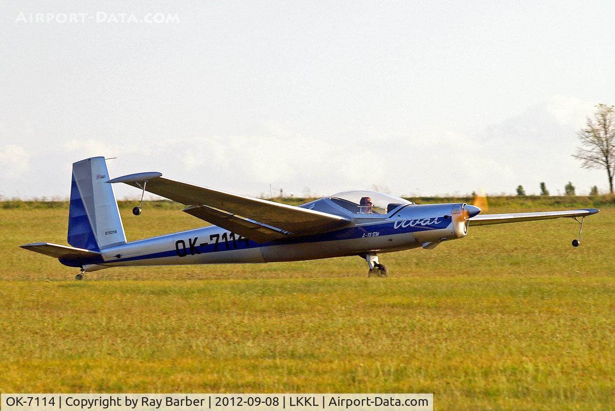 OK-7114, 1987 Aerotechnik L-13SW Vivat C/N 870210, Aerotechnik L-13SW Vivat [870210] Kladno~OK 08/09/2012. Seen departing.