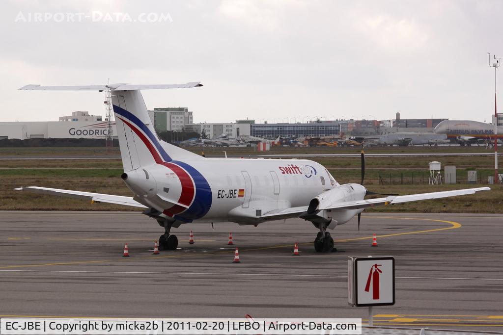 EC-JBE, 1986 Embraer EMB-120ER Brasilia C/N 120013, Parking