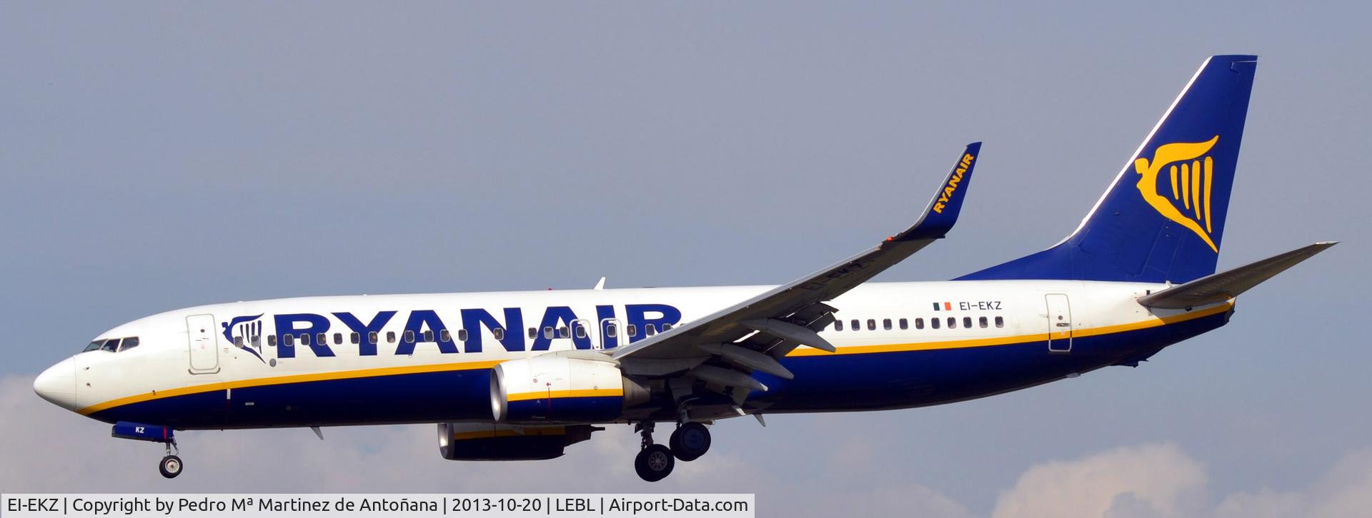 EI-EKZ, 2010 Boeing 737-8AS C/N 38508, El Prat - Barcelona