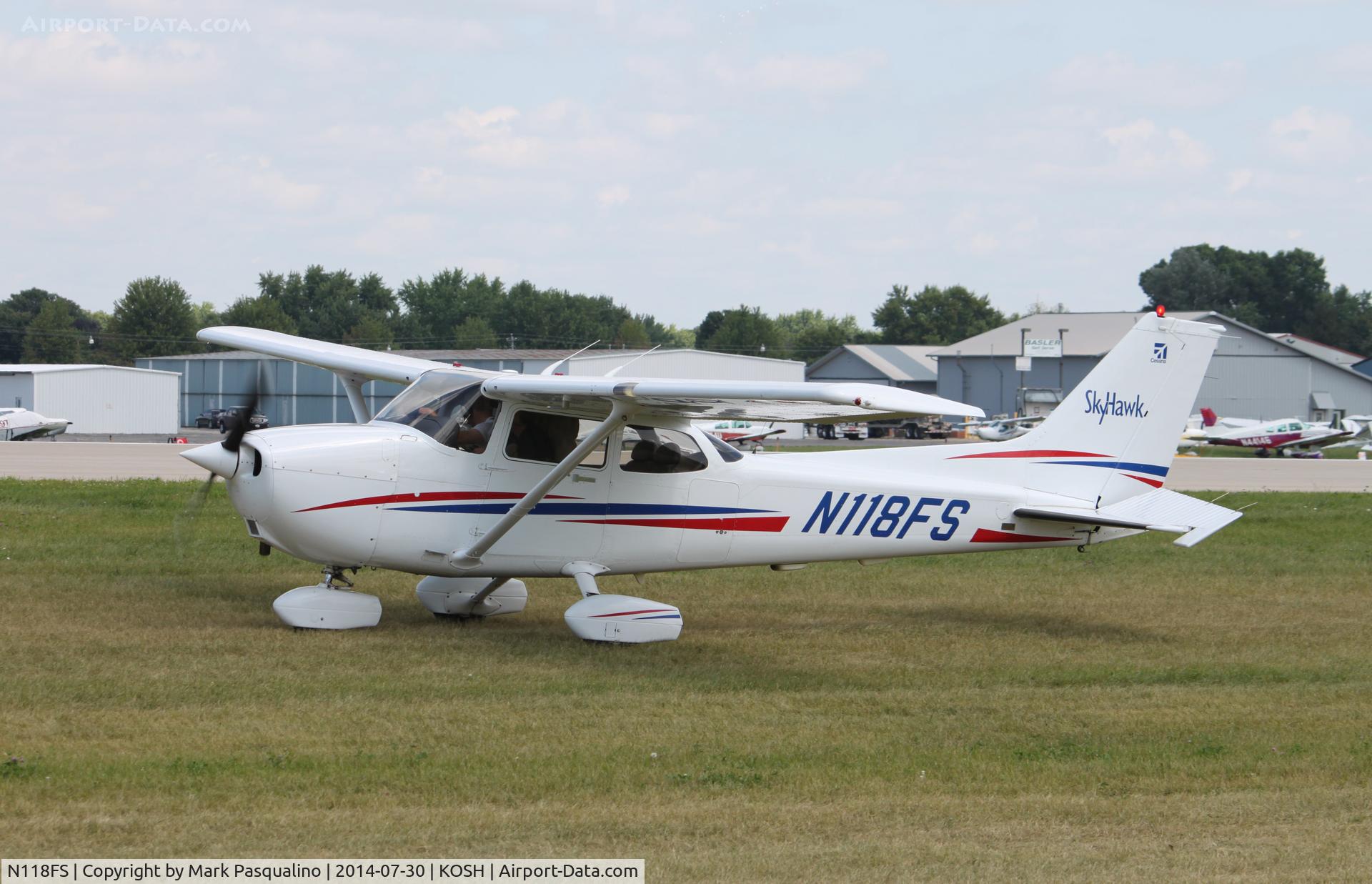 N118FS, 2003 Cessna 172R C/N 17281198, Cessna 172R
