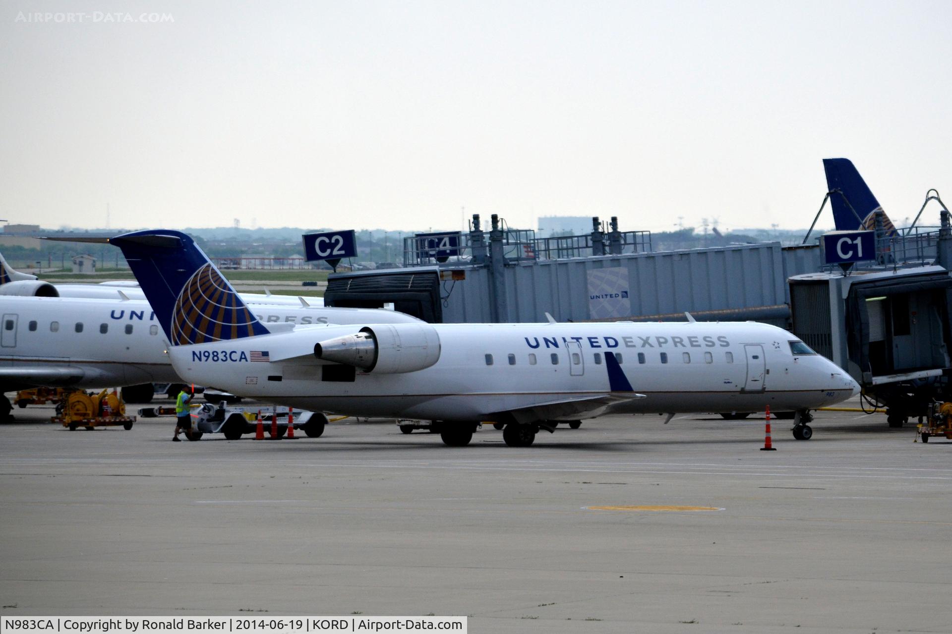 N983CA, 1997 Canadair CRJ-100ER (CL-600-2B19) C/N 7169, Gate C1 O'Hare