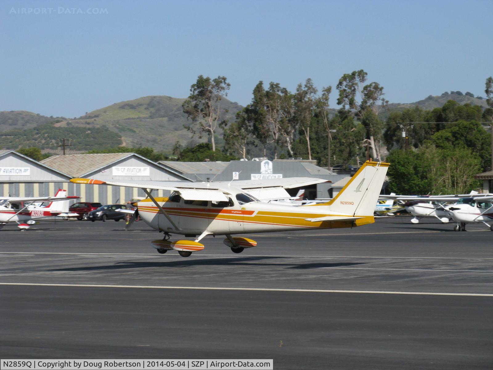 N2859Q, 1971 Cessna 172L C/N 17259859, 1971 Cessna 172L SKYHAWK, Lycoming O-320-E2D 150 Hp, landing Rwy 22