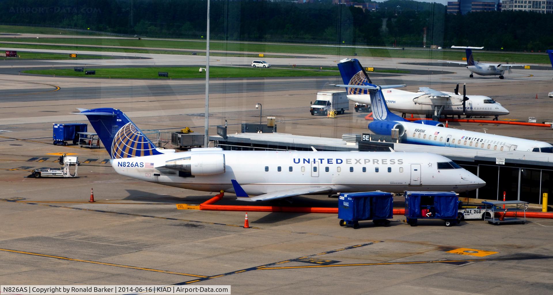 N826AS, 1997 Canadair CRJ-200ER (CL-600-2B19) C/N 7210, At gate 5E  IAD