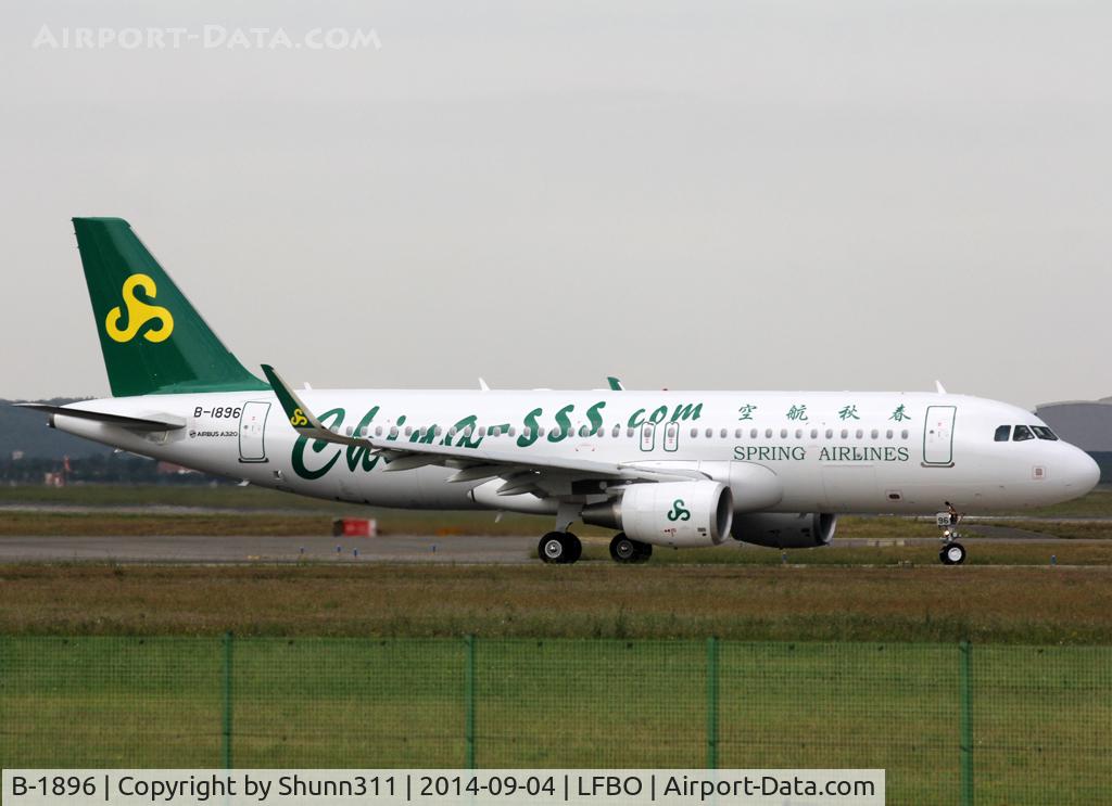 B-1896, 2014 Airbus A320-214 C/N 6231, Delivery day...