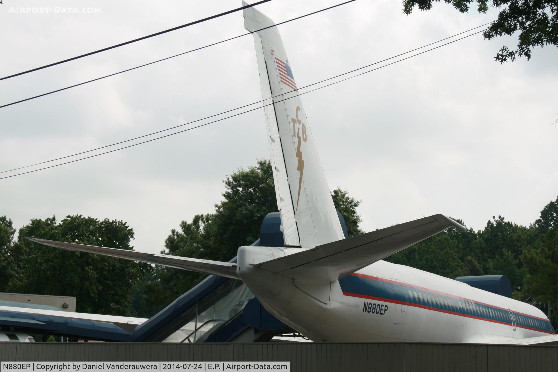 N880EP, 1960 Convair 880-22-2 C/N 22-00-38, Stored in Graceland, Memphis (TN)