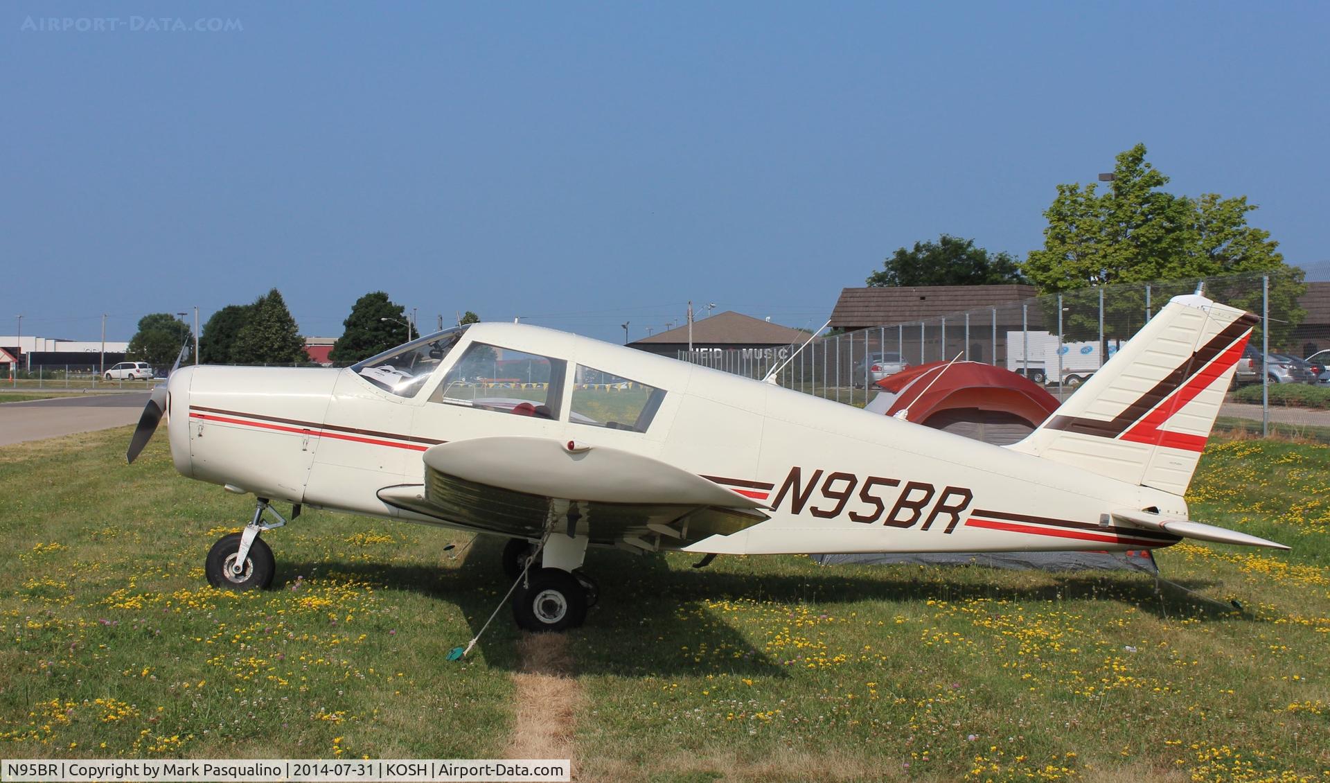 N95BR, 1969 Piper PA-28-140 C/N 28-25841, Piper PA-28-140