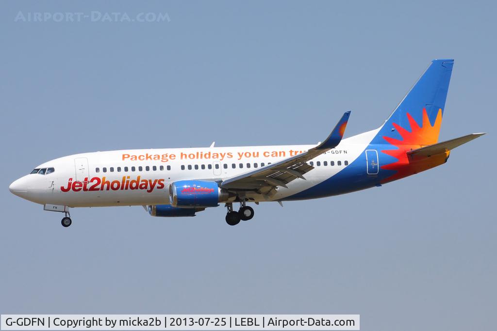 G-GDFN, 1998 Boeing 737-33V C/N 29332, Landing