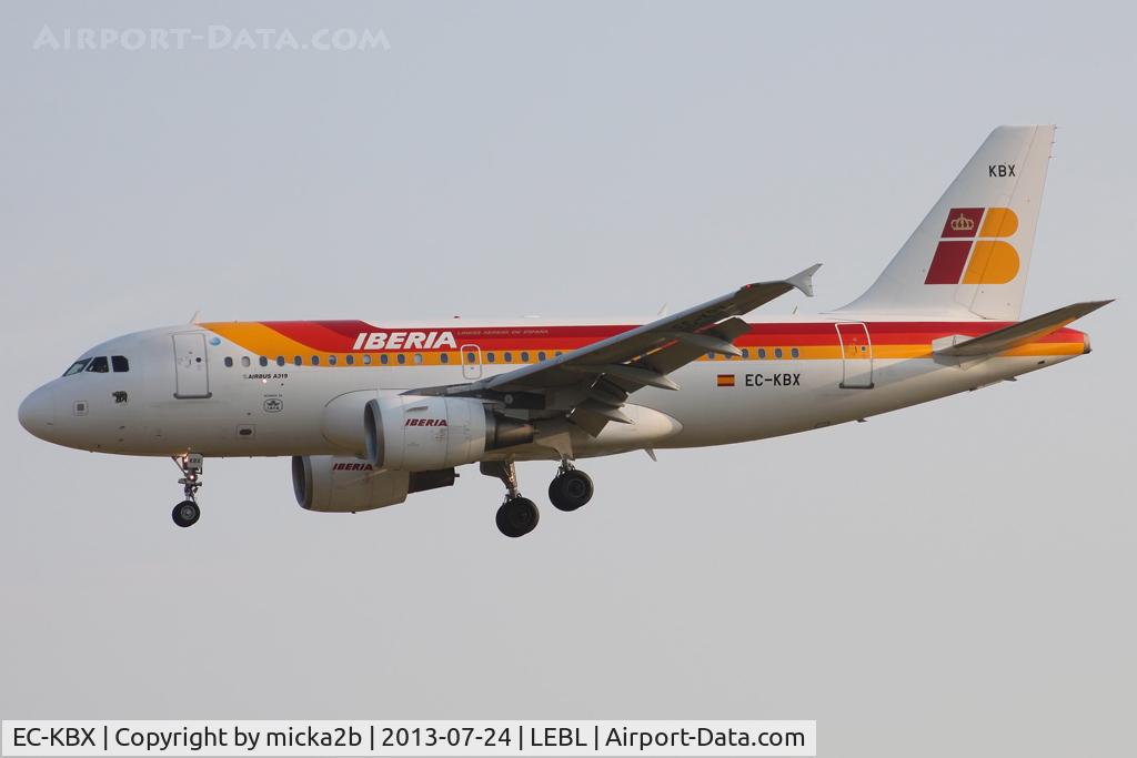 EC-KBX, 2007 Airbus A319-111 C/N 3078, Landing