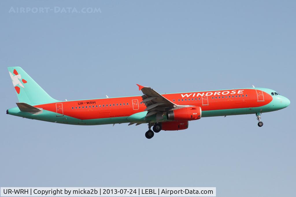 UR-WRH, 2005 Airbus A321-231 C/N 2462, Landing