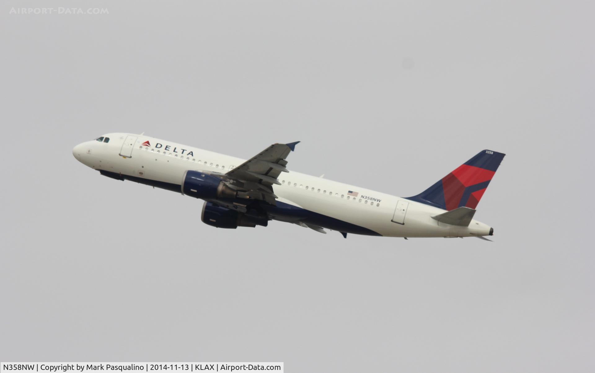 N358NW, 1998 Airbus A320-212 C/N 832, Airbus A320