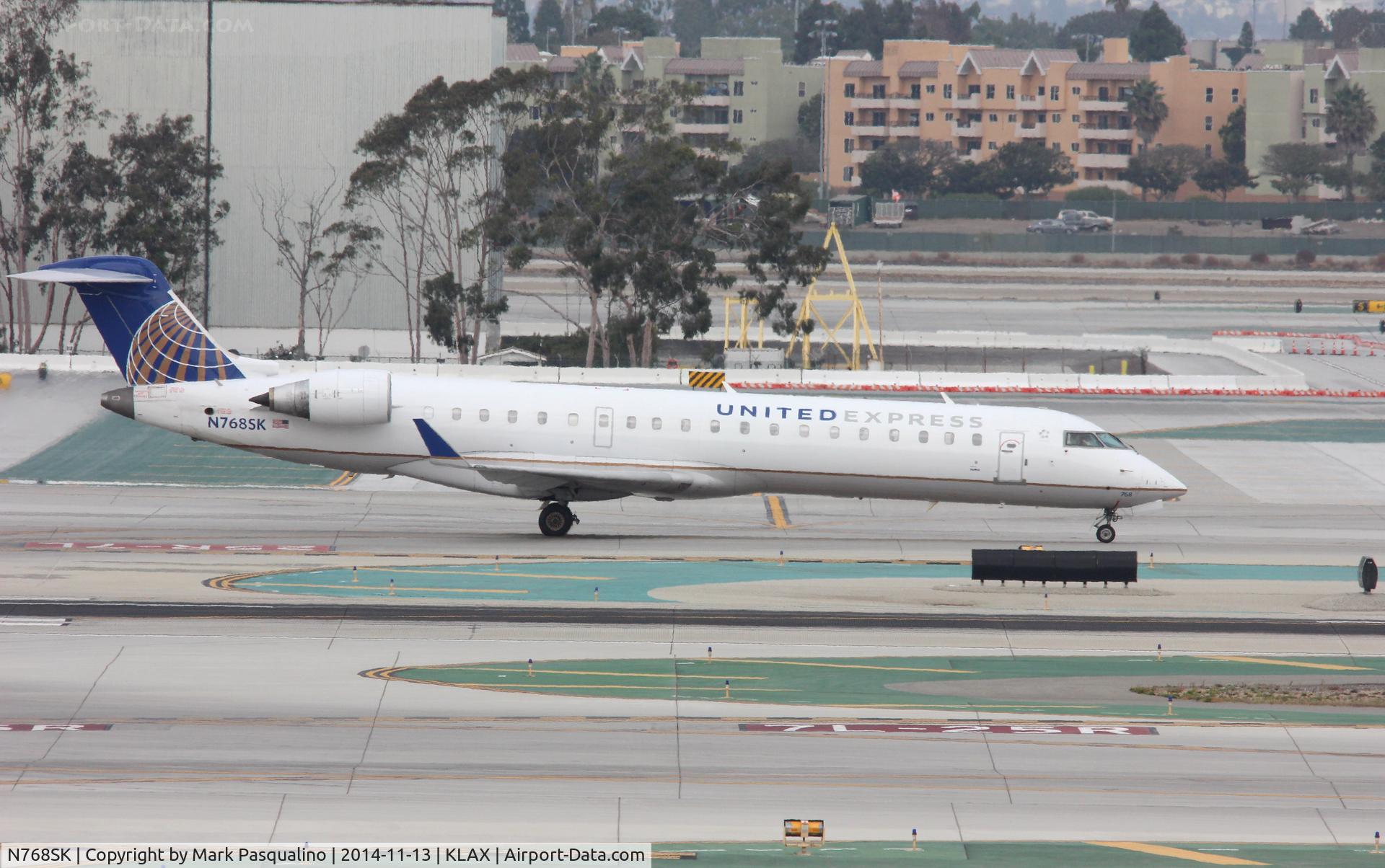 N768SK, 2005 Bombardier CRJ-701ER (CL-600-2C10) Regional Jet C/N 10234, CL-600-2C10