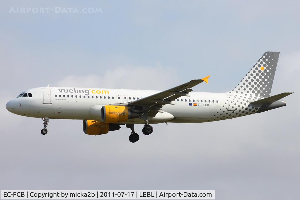 EC-FCB, 1990 Airbus A320-211 C/N 0158, Landing