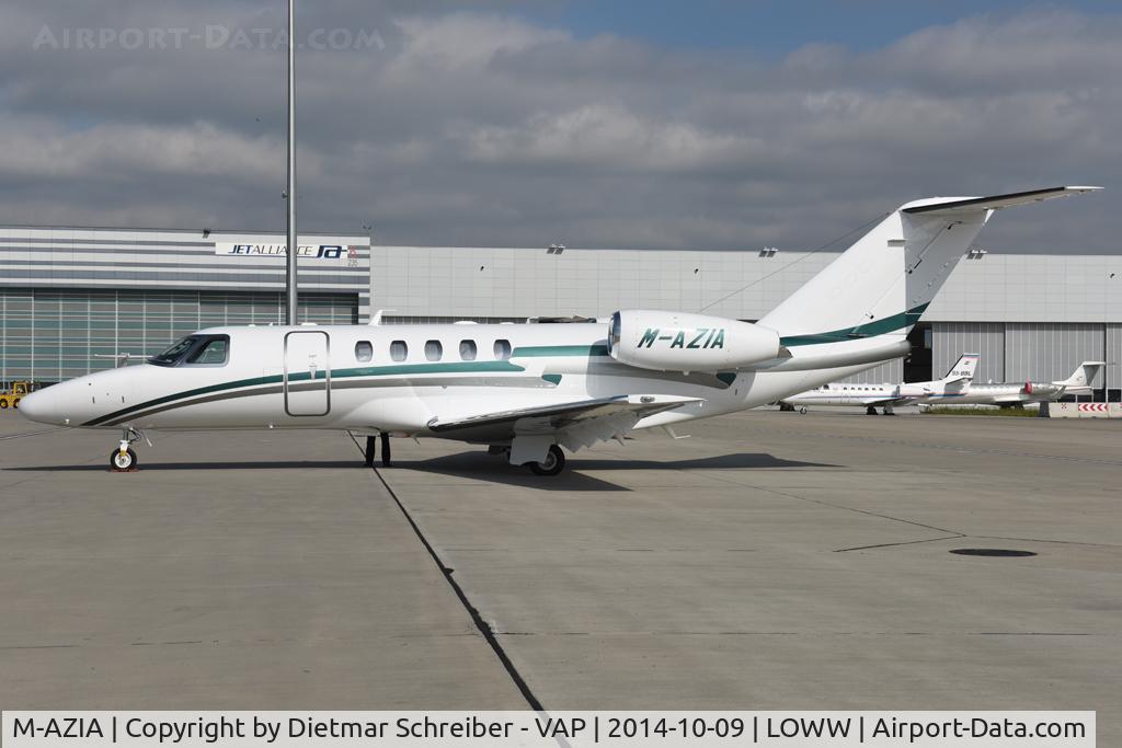 M-AZIA, 2010 Cessna 525C CitationJet CJ4 C/N 525C-0009, Cessna 525C