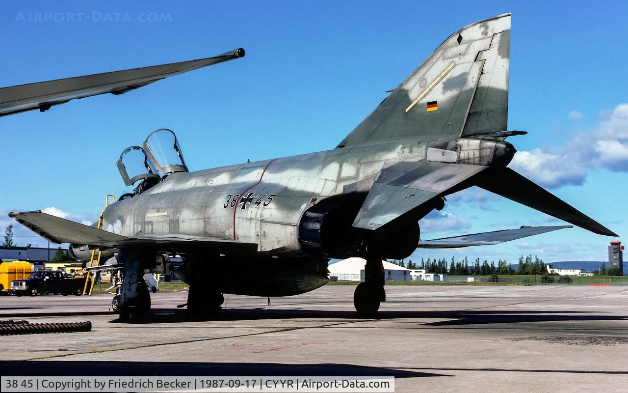 38 45, 1972 McDonnell Douglas F-4F Phantom II C/N 4740, flightline at CFB Goose Bay