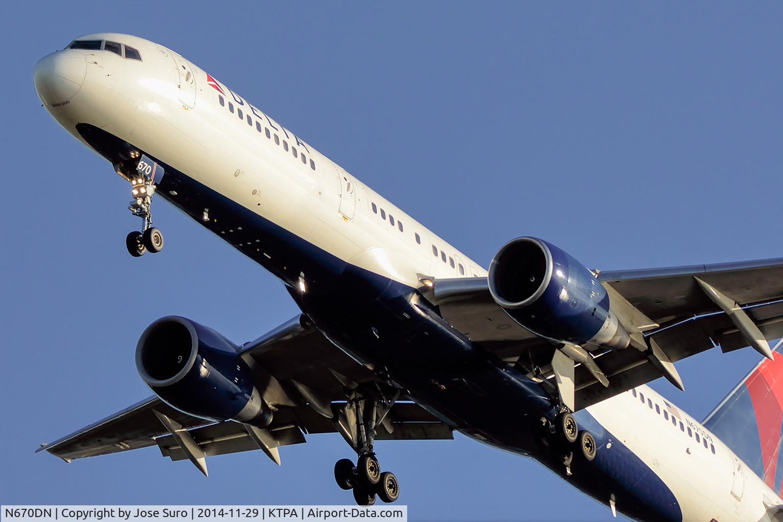 N670DN, 1992 Boeing 757-232 C/N 25331, Inbound to KTPA