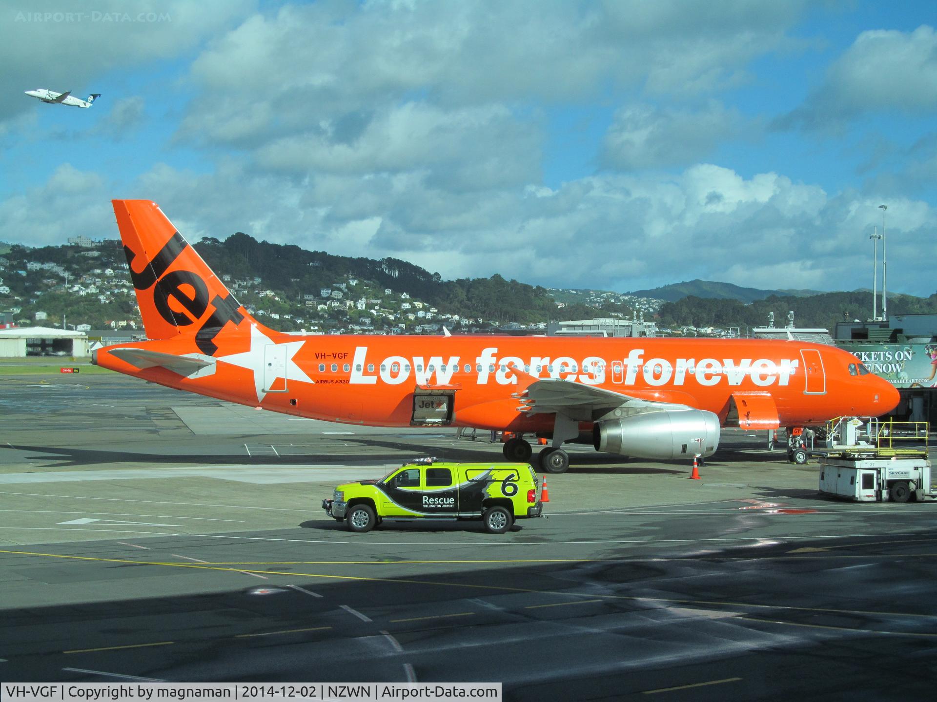 VH-VGF, 2010 Airbus A320-214 C/N 4497, right side special c/s